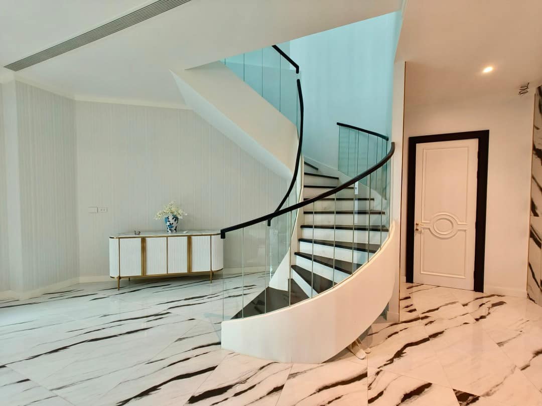 Luxury Pool Villa For Sale
