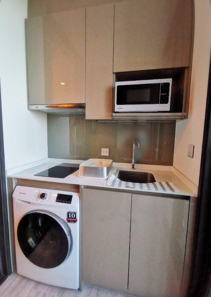 One Bedroom Condo For Rent