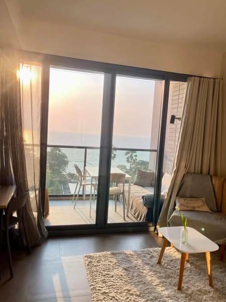 One Bedroom Condo For Rent