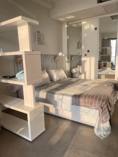 One Bedroom Condo For Rent