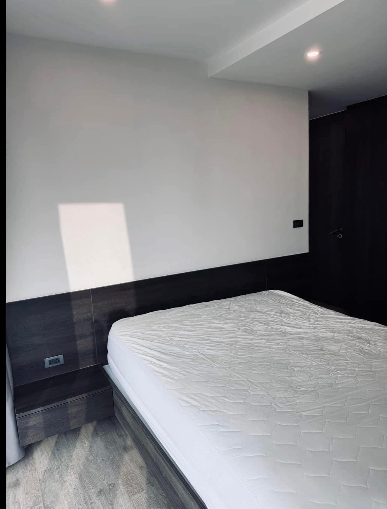 One Bedroom Apartment For Rent