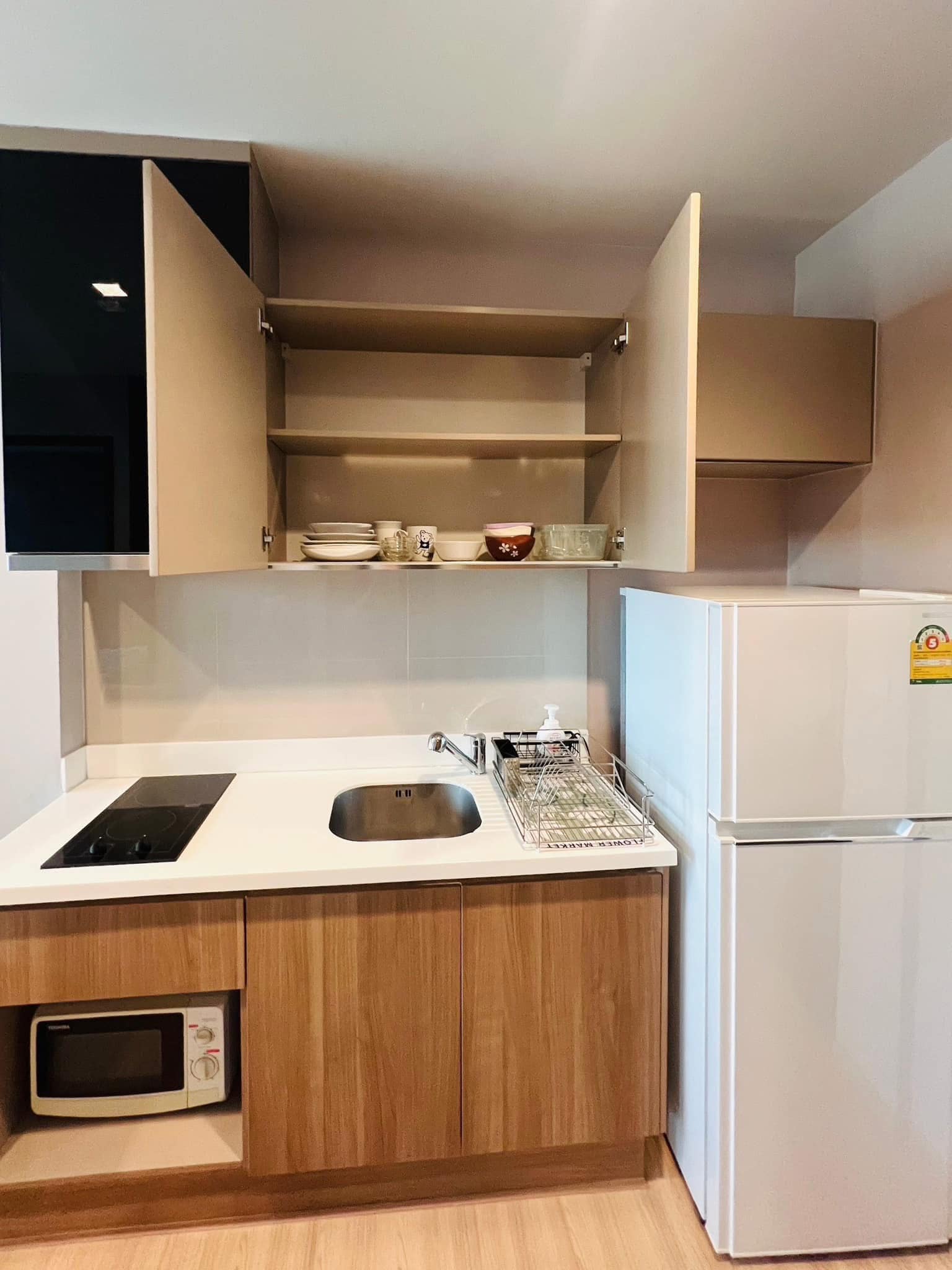 One Bedroom Condo For Rent
