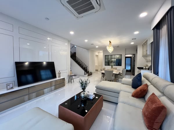 Independent Villa For Rent