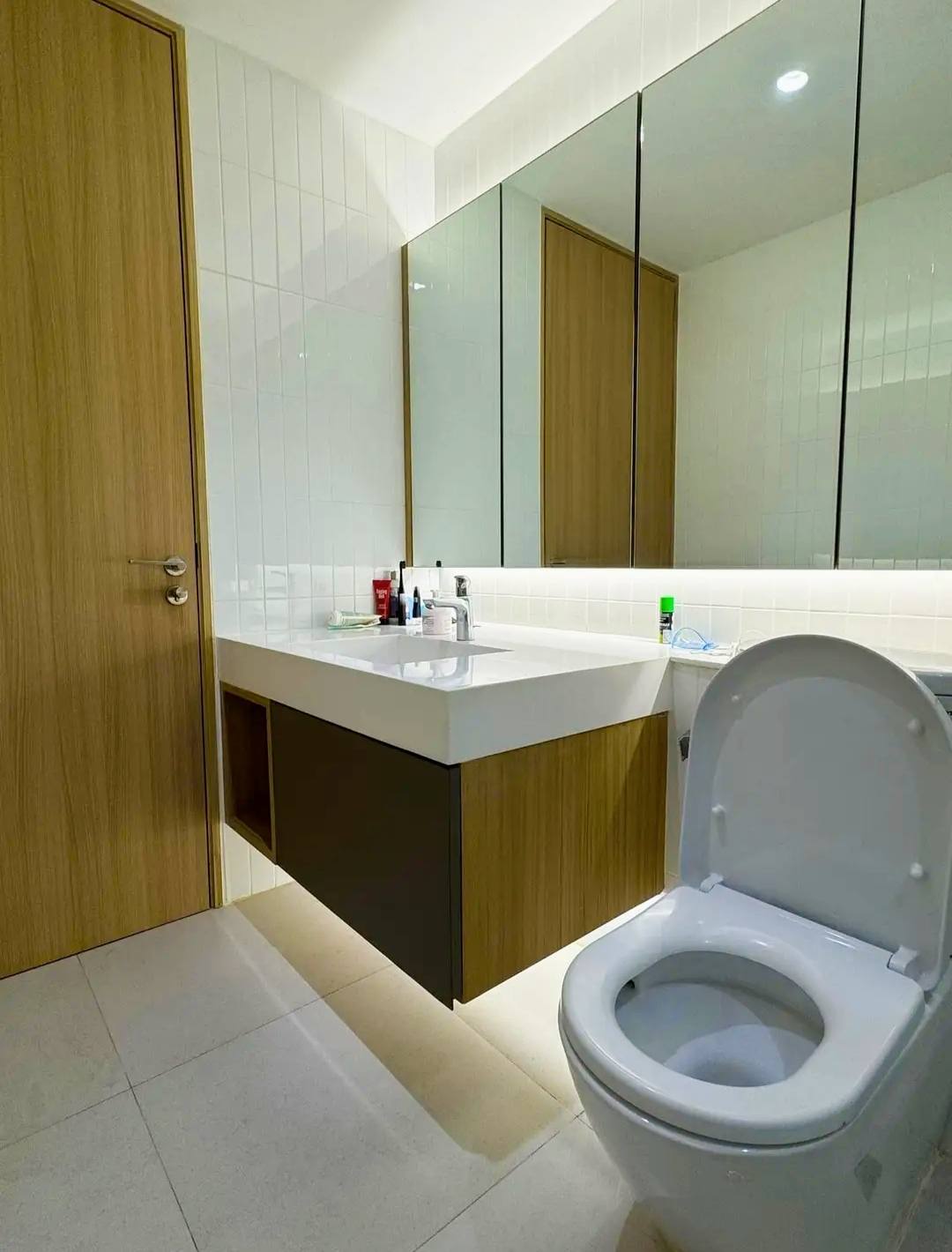 Luxury Two Bed Room Apartment For Rent 