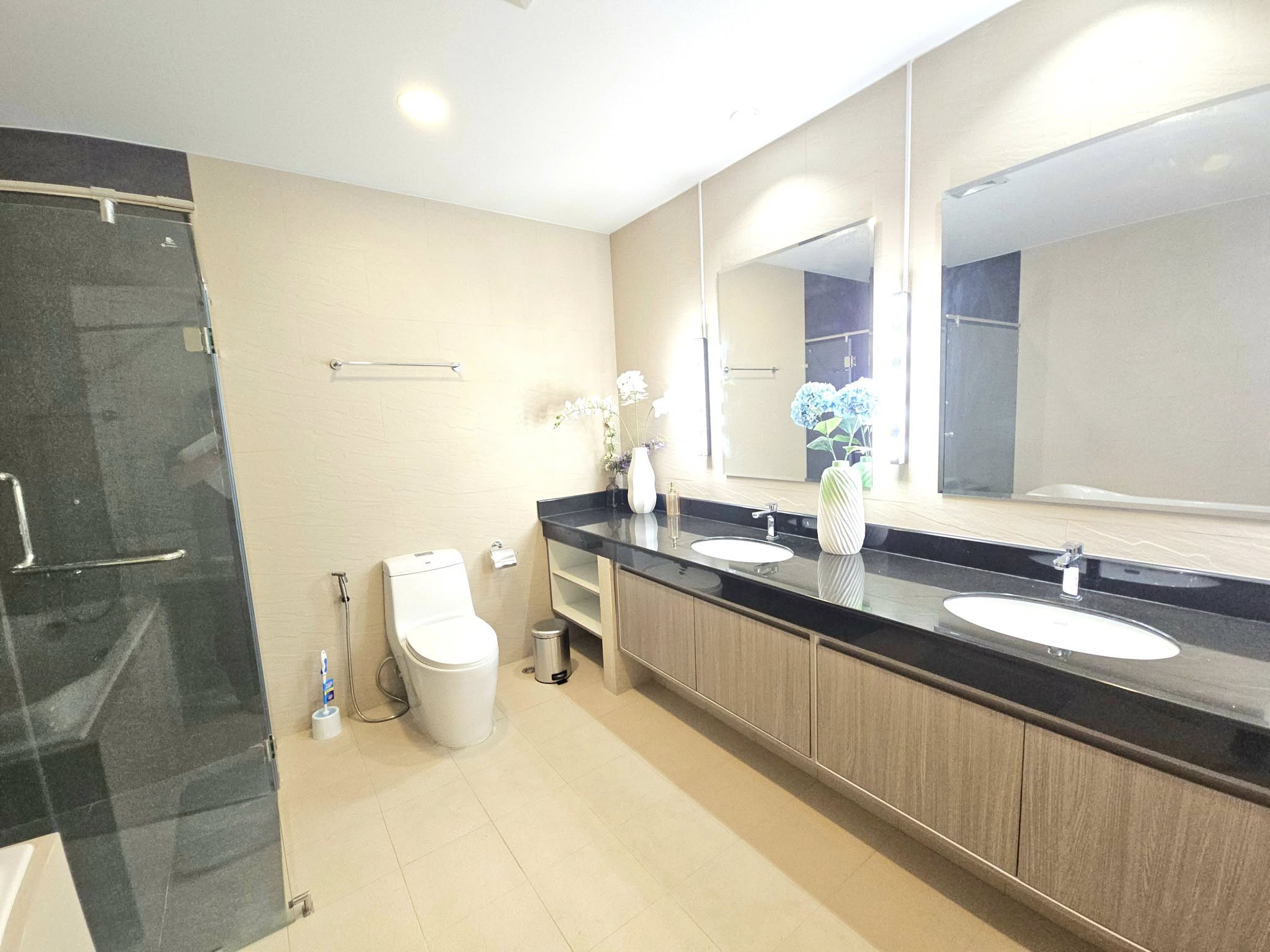 Two Bed Room Apartment For Rent