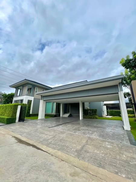 Luxury Villa For Sale