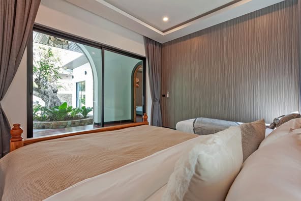 Luxury Pool Villa For Rent