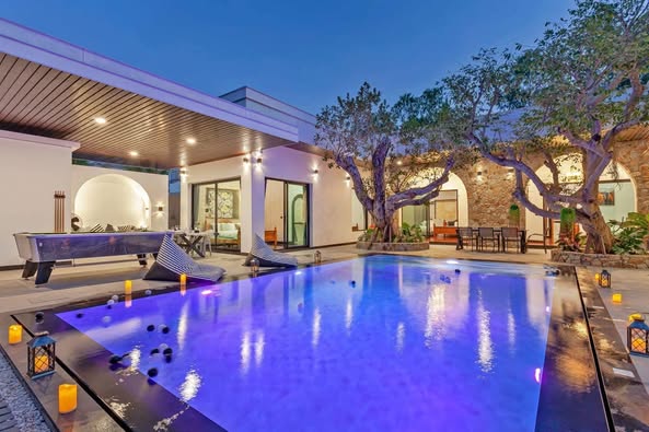 Luxury Pool Villa For Rent