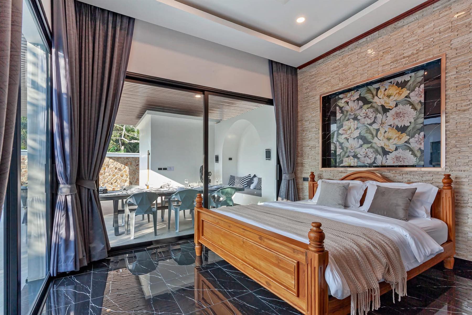 Luxury Pool Villa For Rent