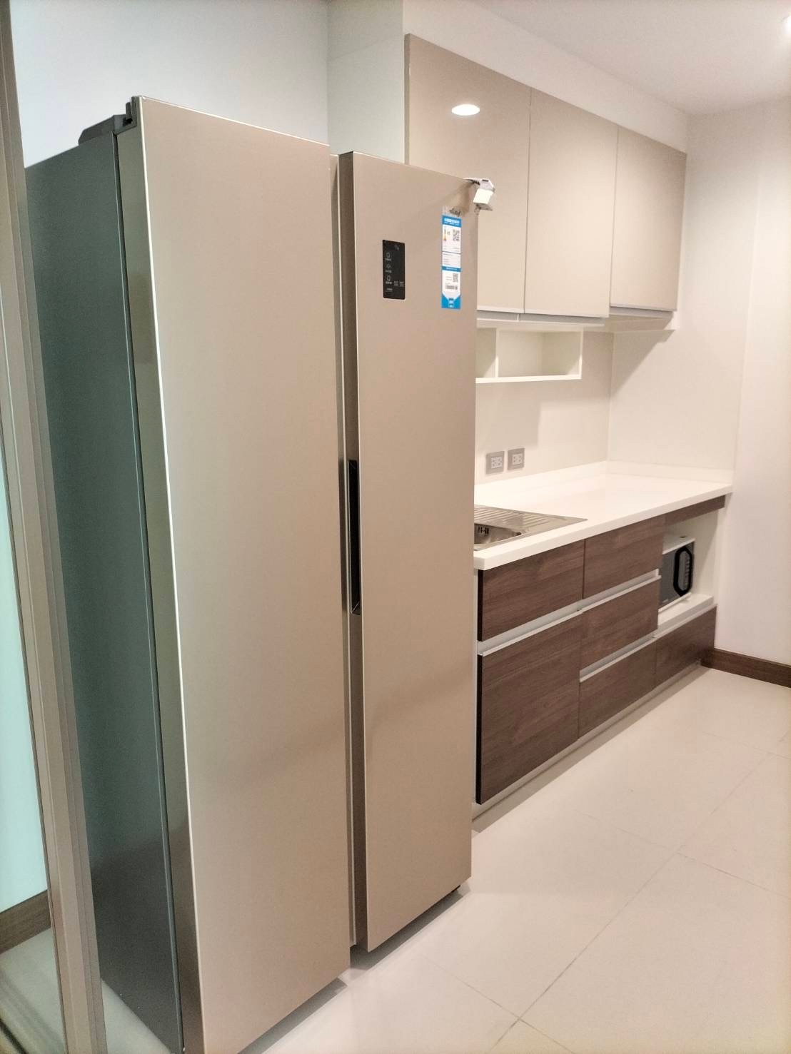 One Bedroom Condo For Rent