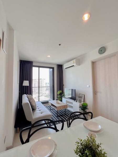 One Bedroom Condo For Rent