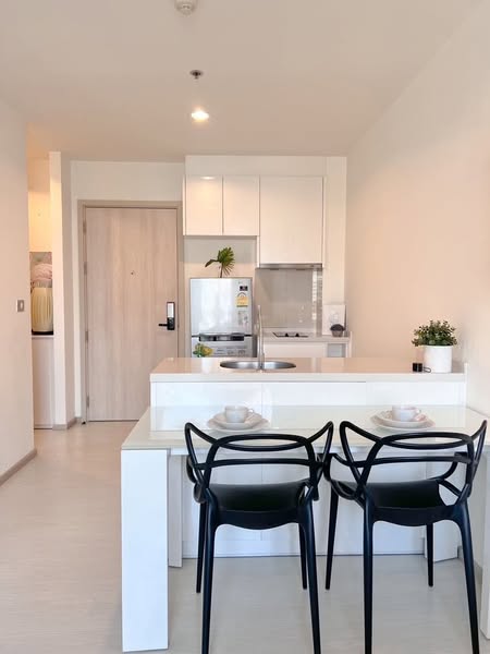 One Bedroom Condo For Rent