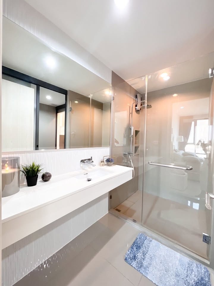 One Bedroom Condo For Rent