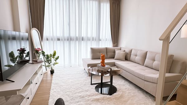 One Bedroom Condo For Rent