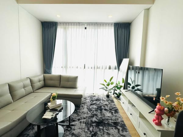 One Bedroom Condo For Rent