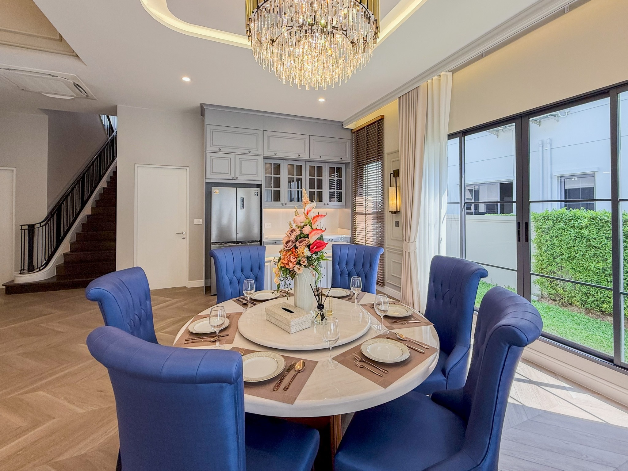 Luxury Mansion-Style House For Sale
