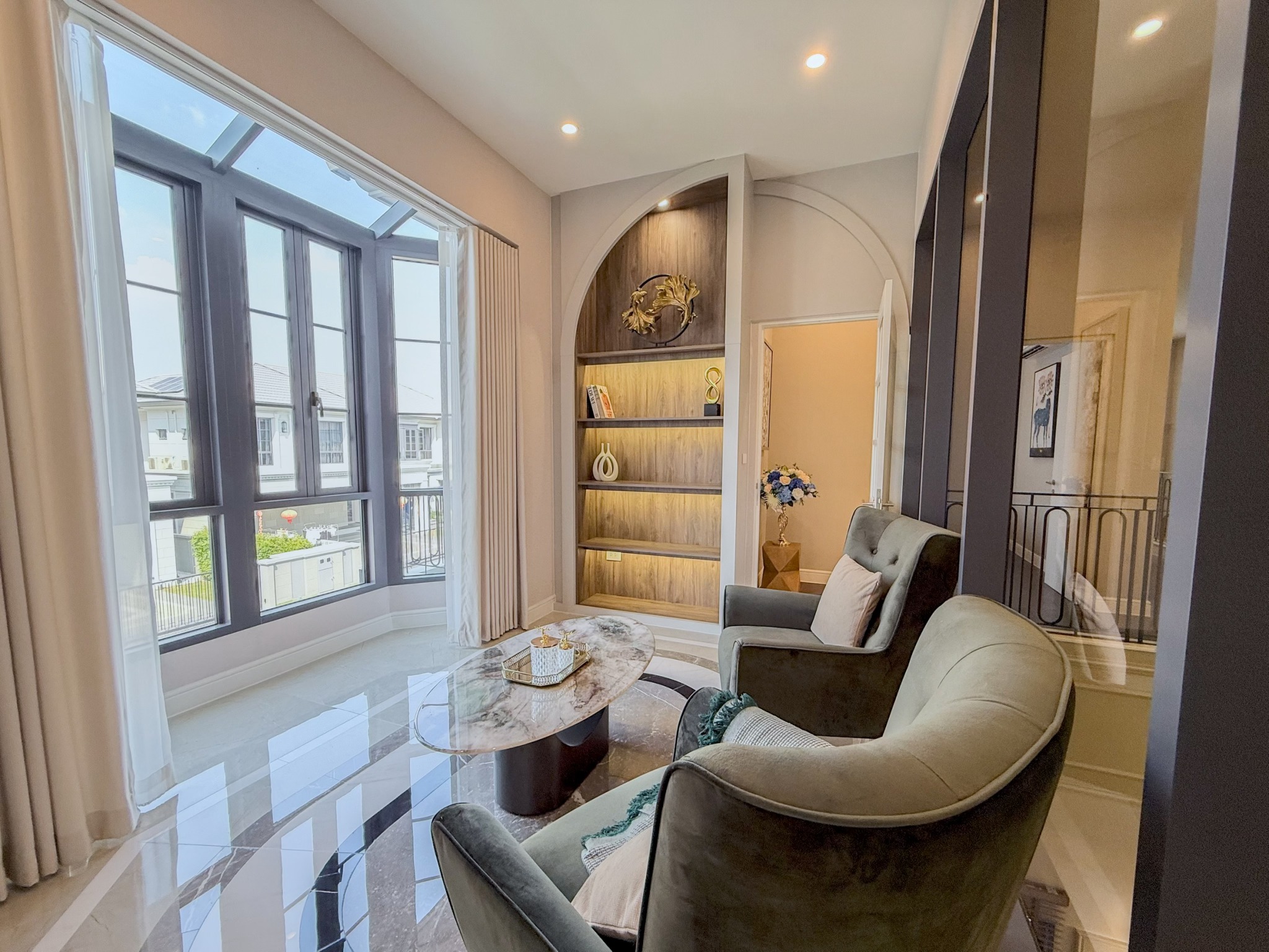 Luxury Mansion-Style House For Sale