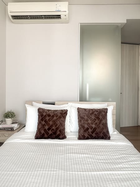 One Bedroom Condo For Rent