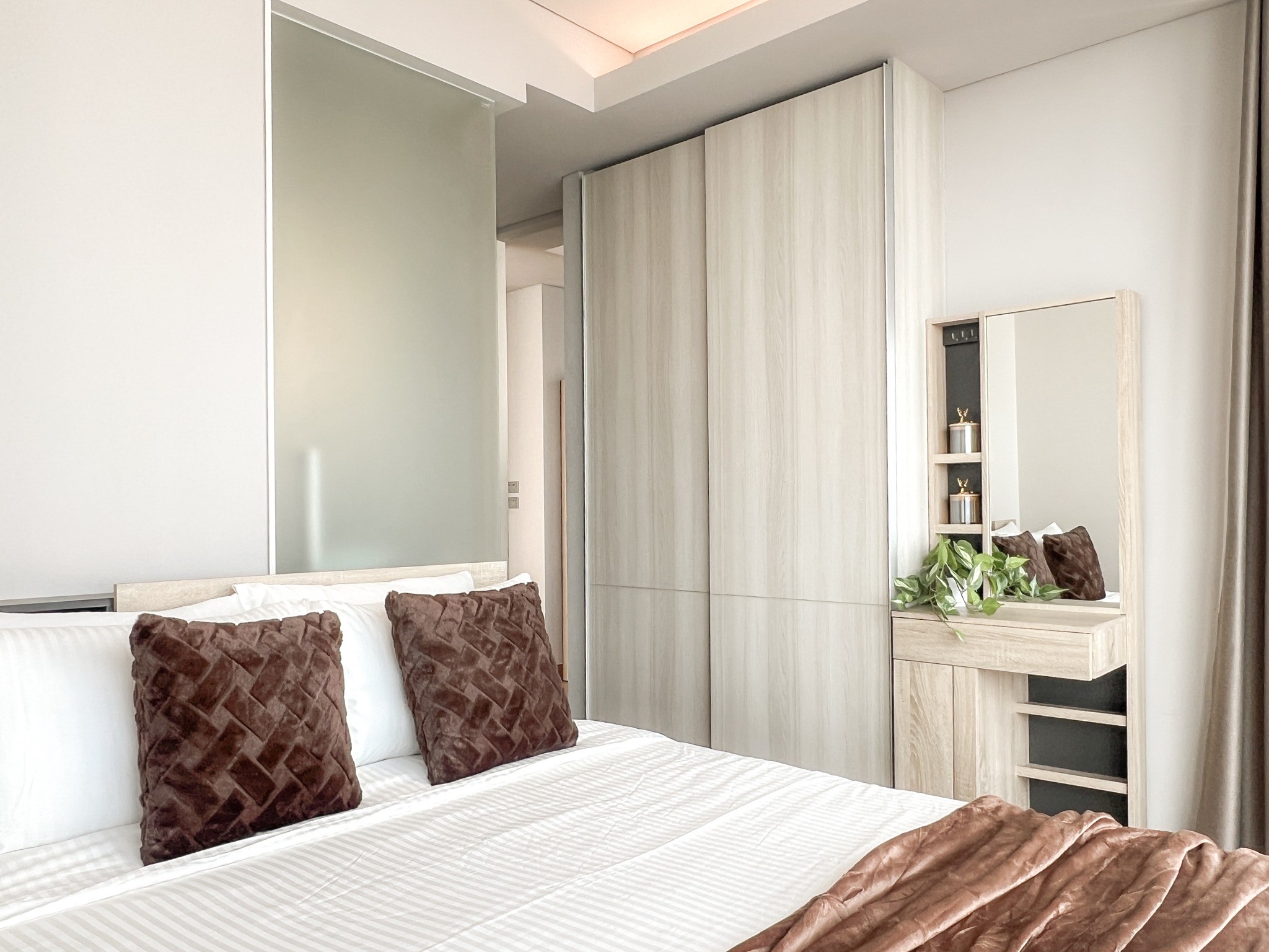 One Bedroom Condo For Rent