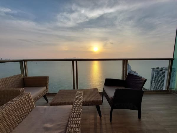 Pent House For Sale