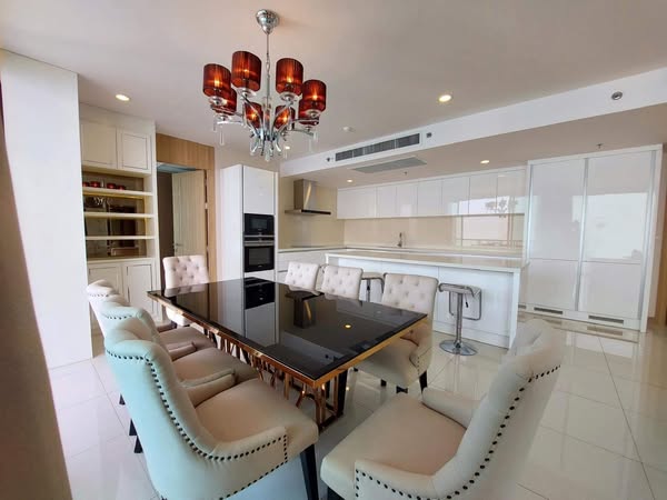 Pent House For Sale