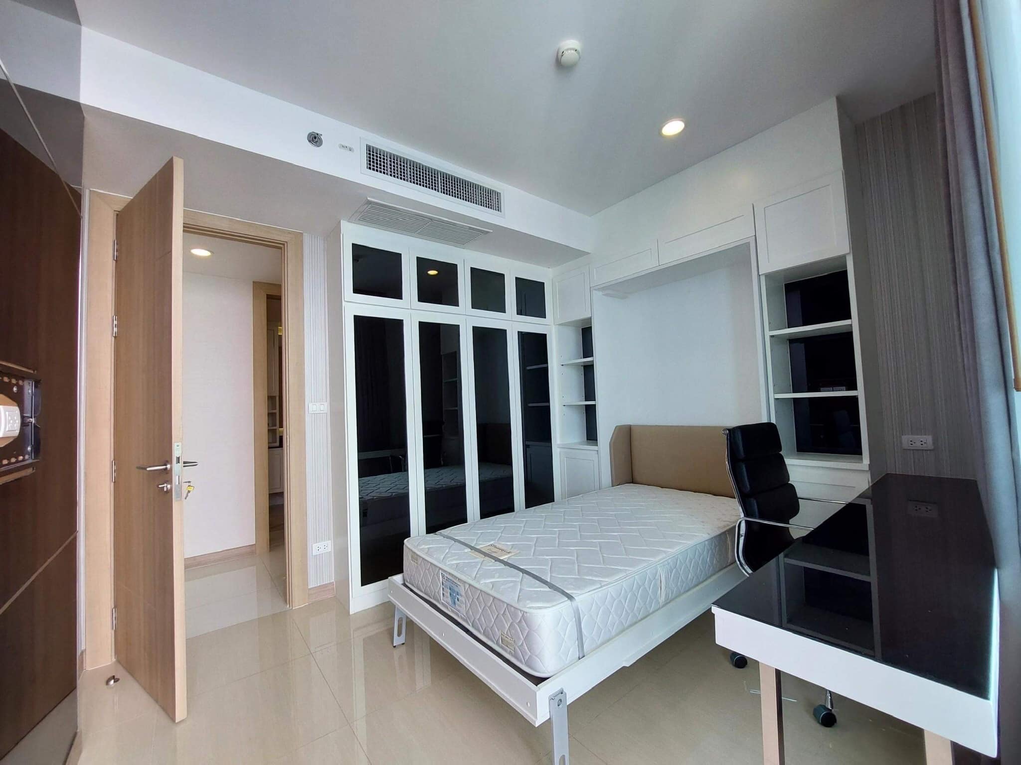 Pent House For Sale