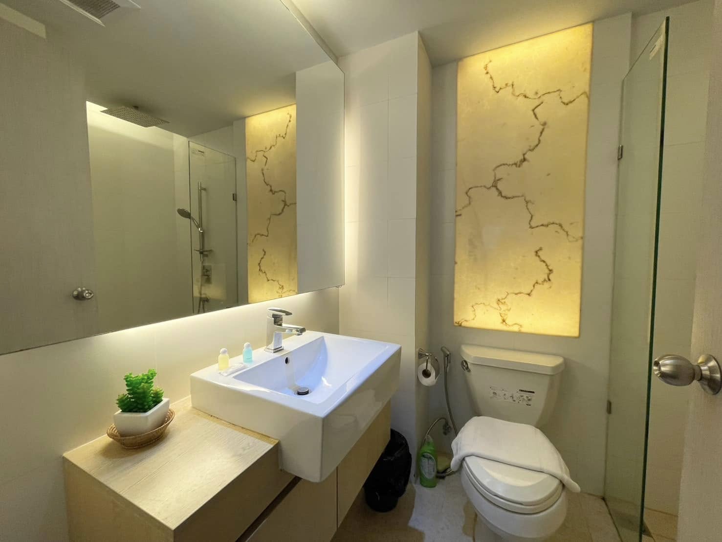 Two Bed Room Condo For Rent