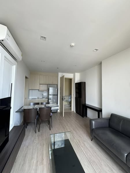 One Bedroom Condo For Rent