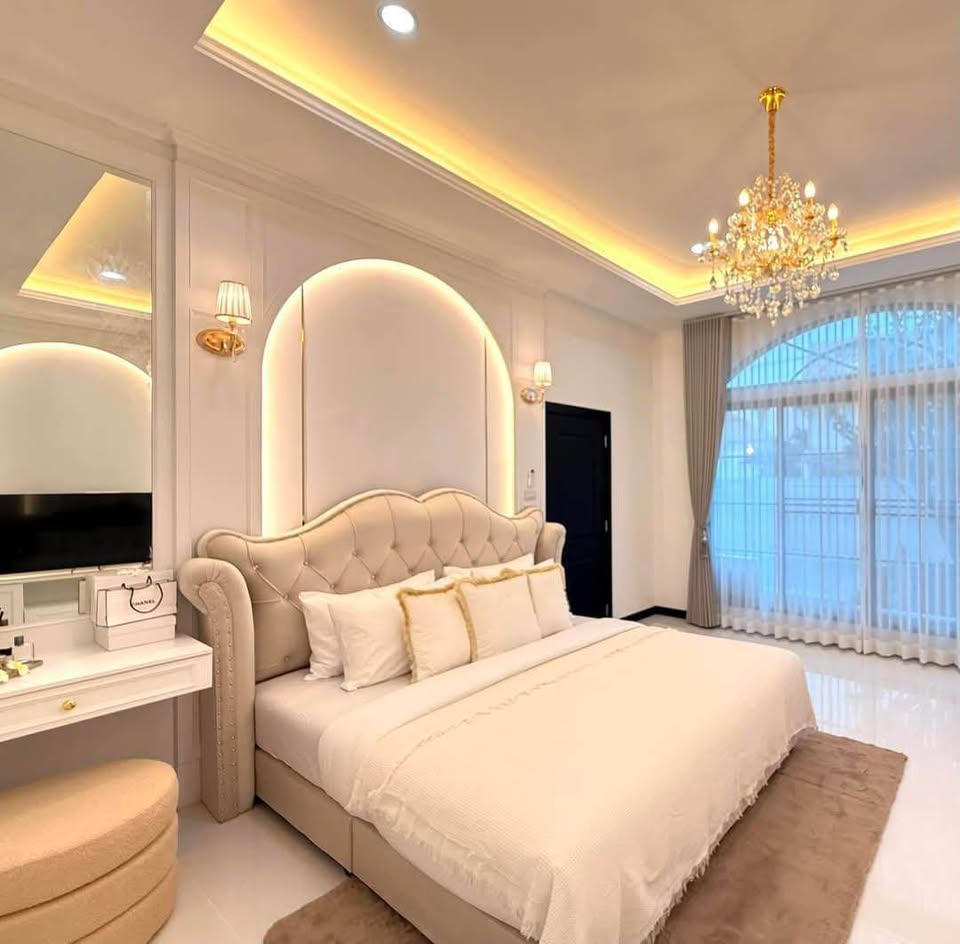 Pool Villa For Sale