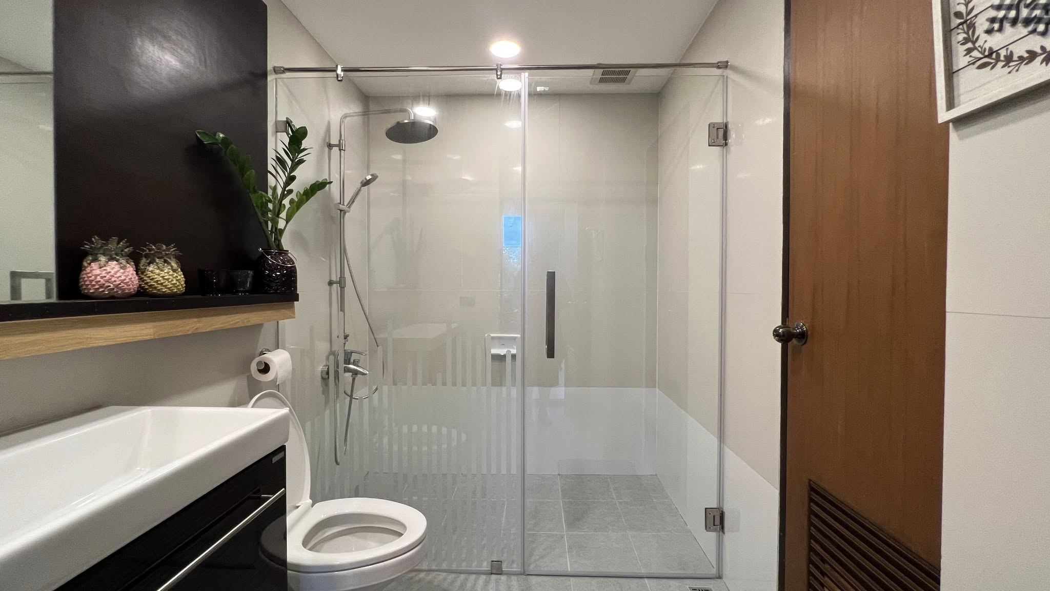 One Bedroom Condo For Rent