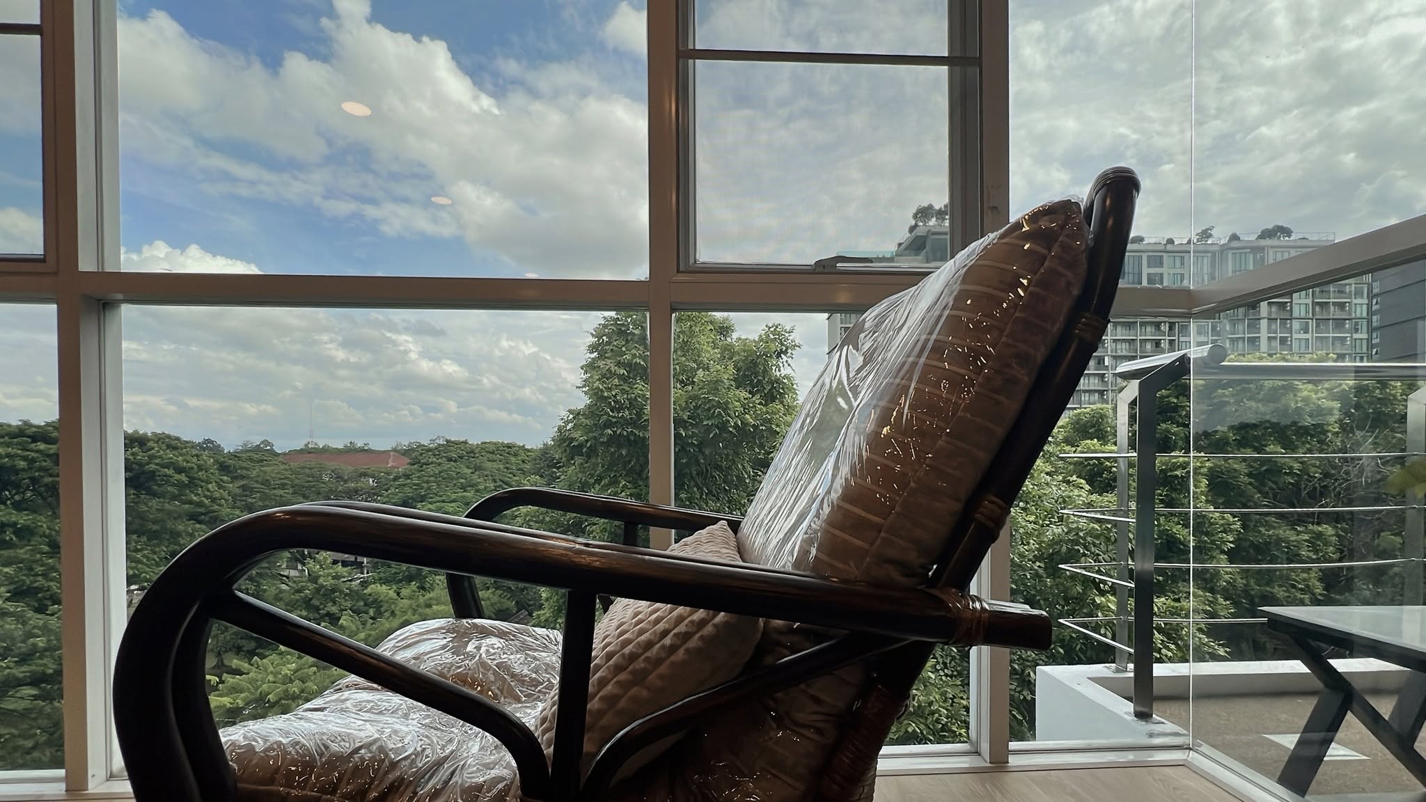 One Bedroom Condo For Rent