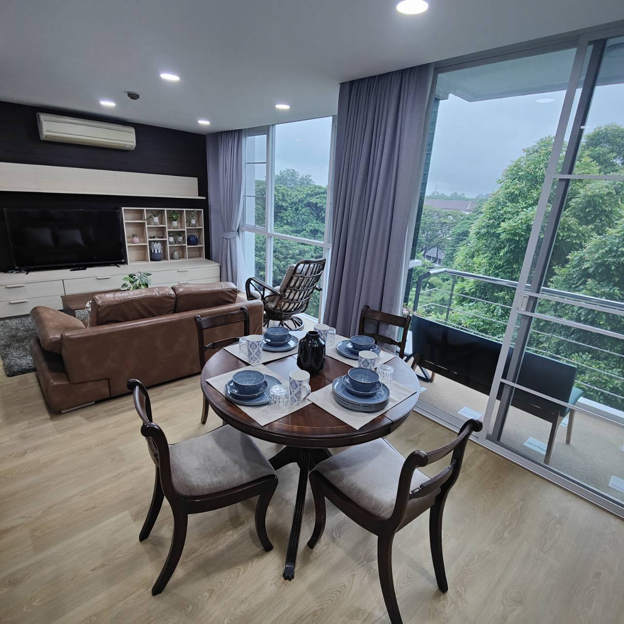 One Bedroom Condo For Rent