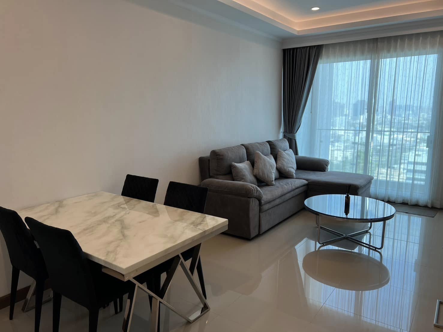 One Bedroom Apartment For Rent