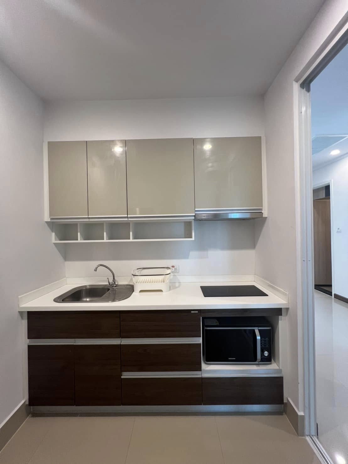One Bedroom Apartment For Rent