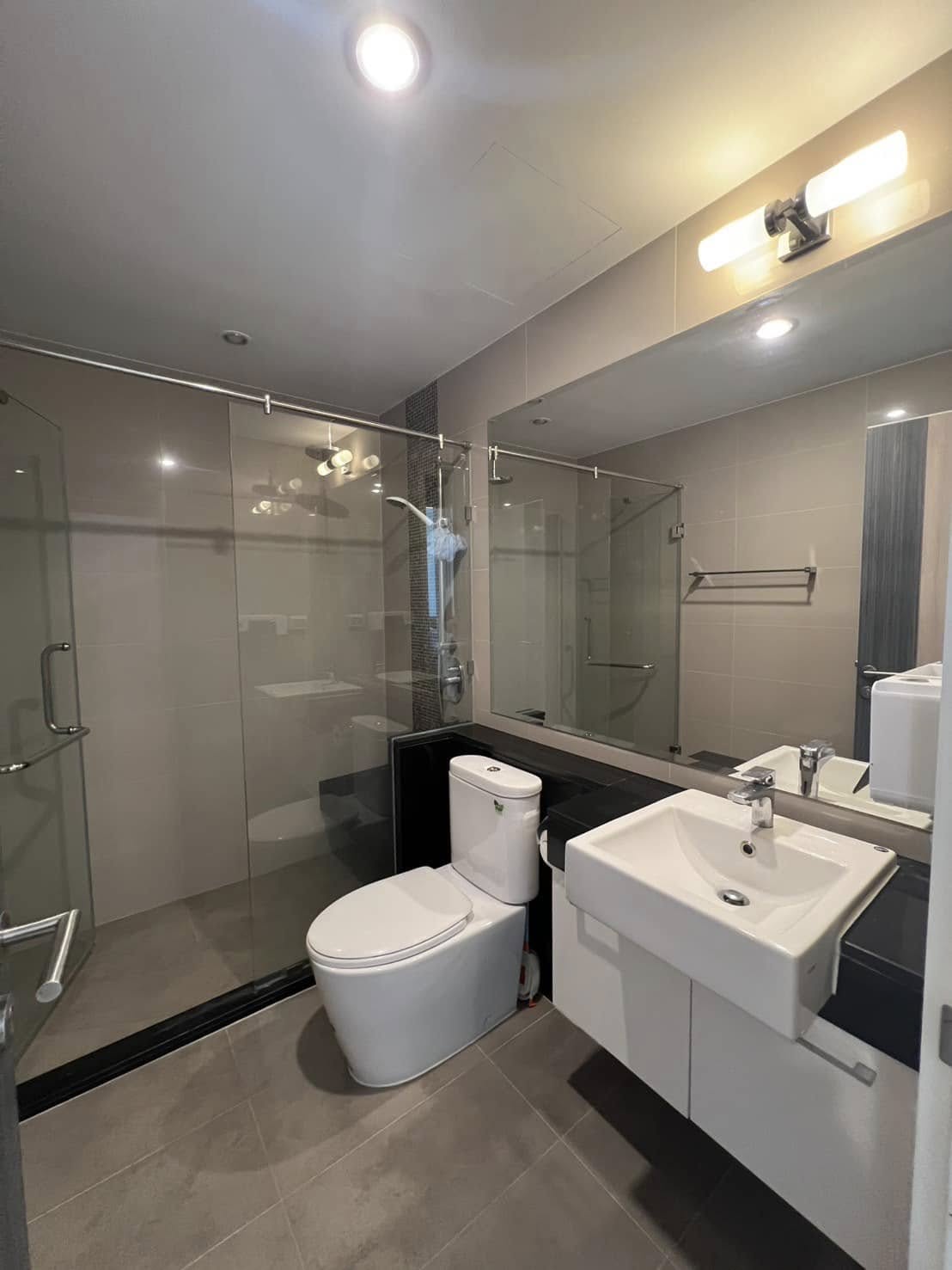 One Bedroom Apartment For Rent