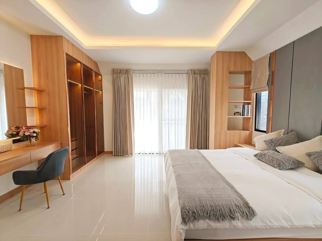 Pool Villa For Sale