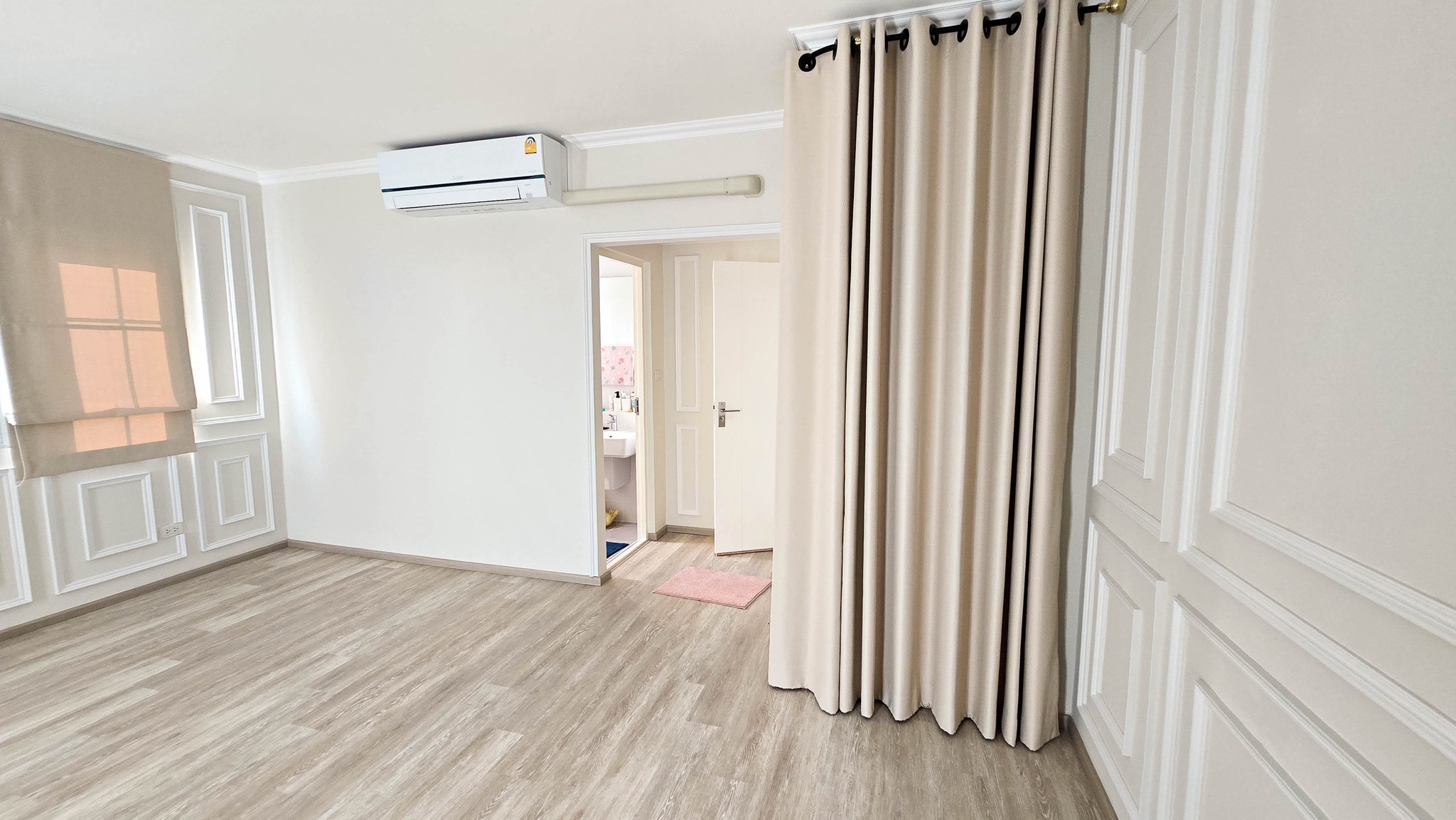 Town house for Sale