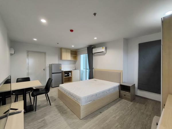 One Bedroom Apartment For Rent