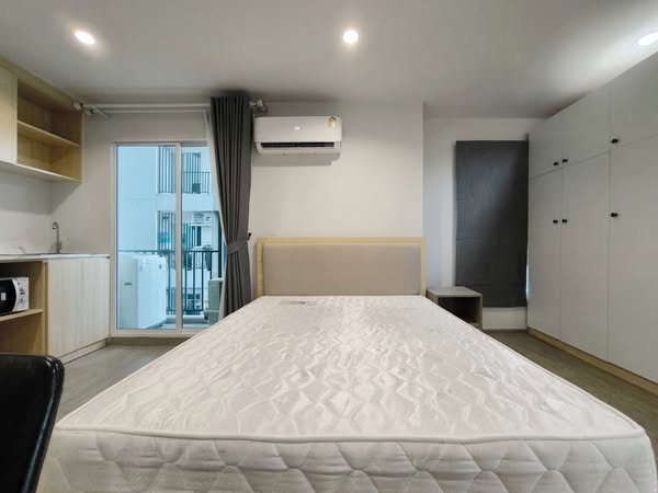 One Bedroom Apartment For Rent