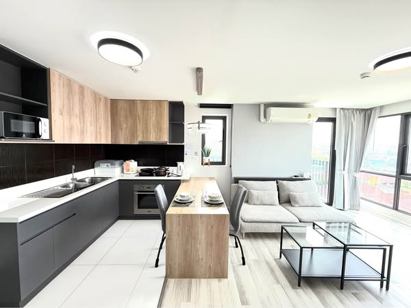 One Bedroom Condo For Rent