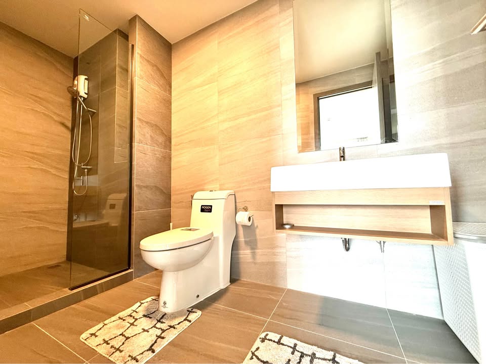 One Bedroom Condo For Rent