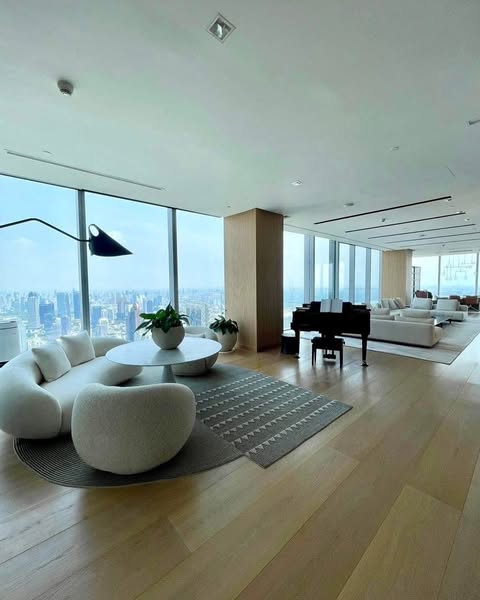 Ultra Luxury Penthouse For Rent