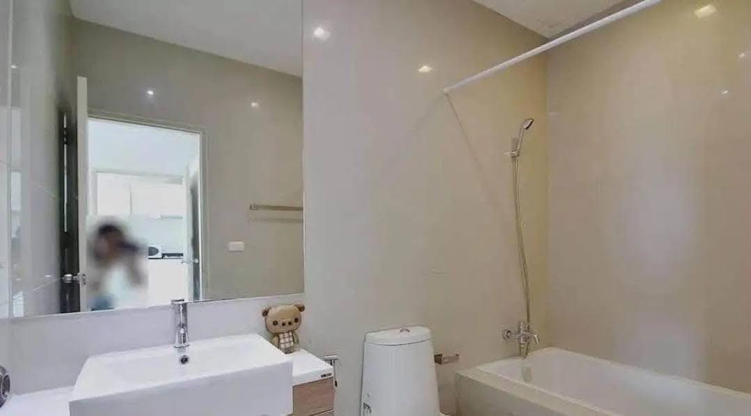 One Bedroom Condo For Rent