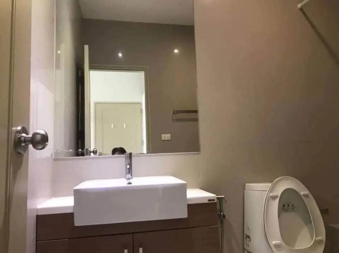 One Bedroom Condo For Rent
