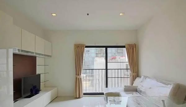 One Bedroom Condo For Rent