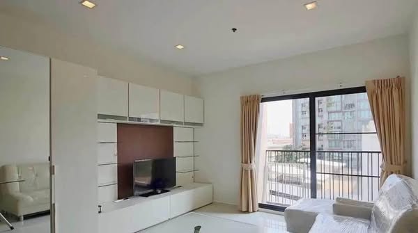 One Bedroom Condo For Rent