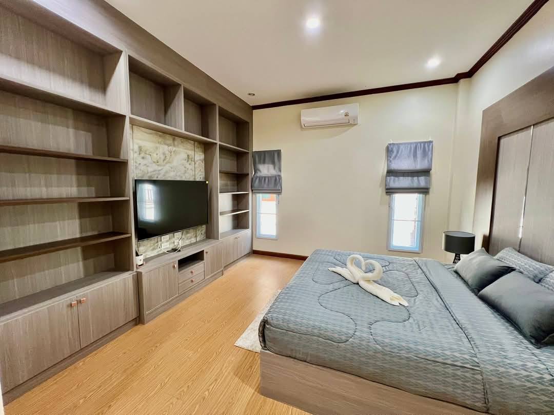 Pool Villa For Sale