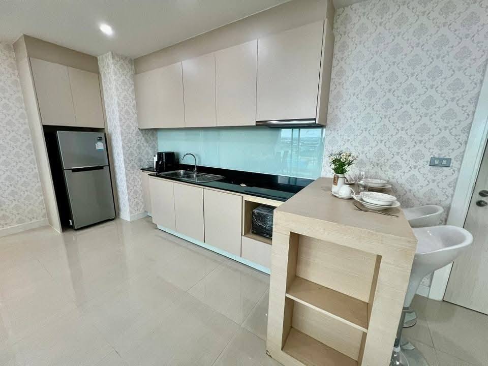 Two Bedroom Condo For Rent
