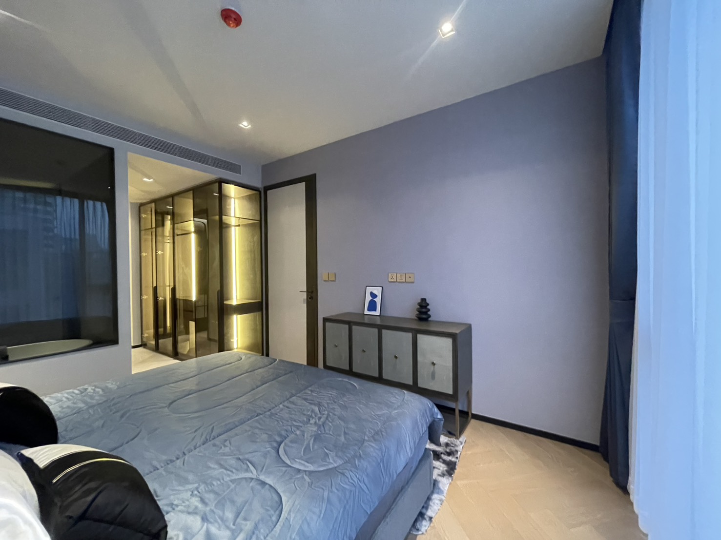 One Bedroom Condo For Rent