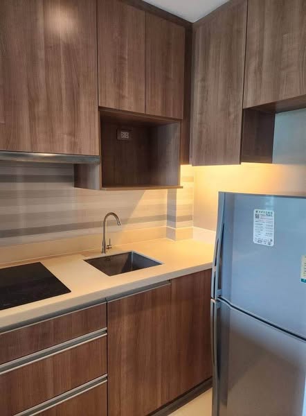 One Bedroom Condo For Rent